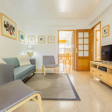 Best Houses 10: Centrally Located Style Apt * Peniche