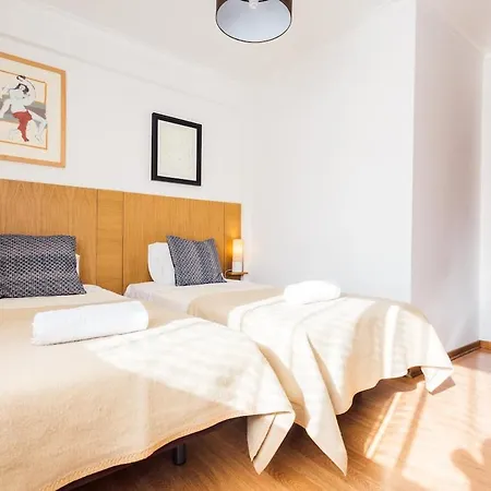 Apartment Best Houses 10: Centrally Located Style Apt Peniche