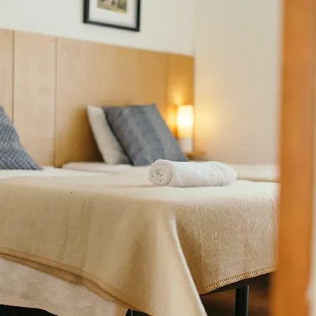 Best Houses 10: Centrally Located Style Apt Apartment *