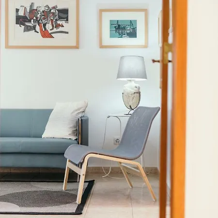 Apartment Best Houses 10: Centrally Located Style Apt *