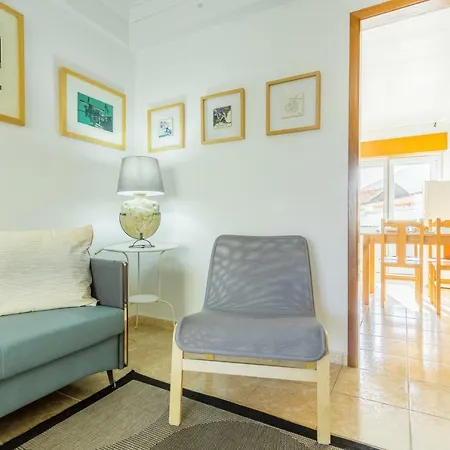 Best Houses 10: Centrally Located Style Apt Apartment Peniche